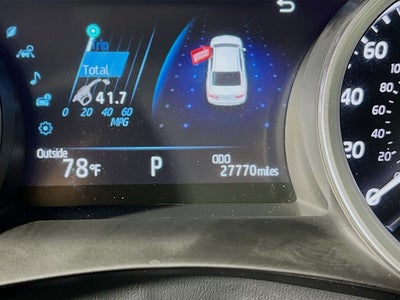 2023 Toyota Camry Hybrid XLE