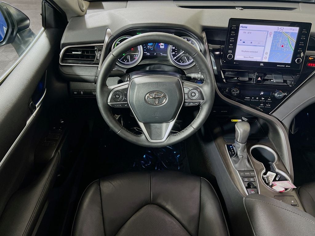 2023 Toyota Camry Hybrid XLE