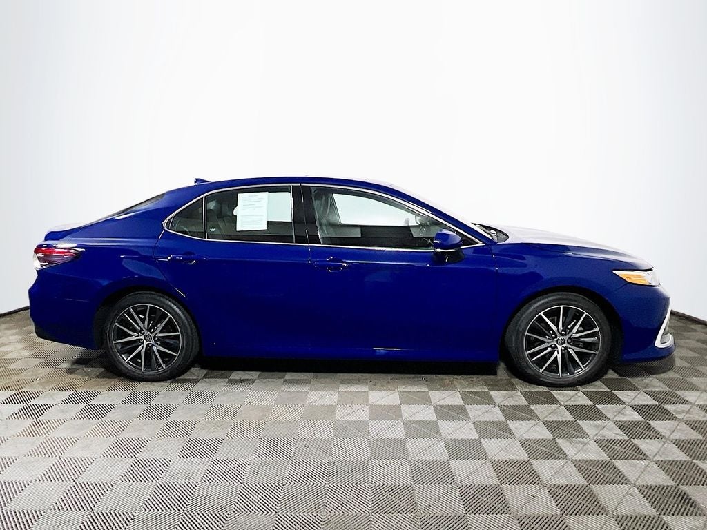 2023 Toyota Camry Hybrid XLE