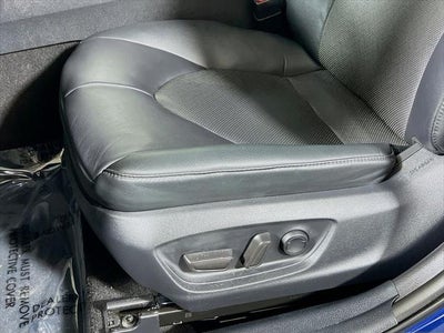 2023 Toyota Camry Hybrid XLE