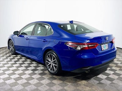 2023 Toyota Camry Hybrid XLE