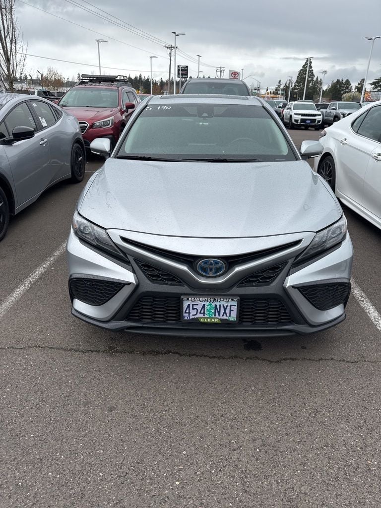 2023 Toyota Camry Hybrid SE
