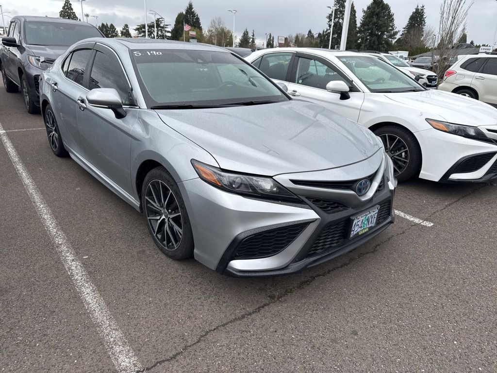 2023 Toyota Camry Hybrid SE