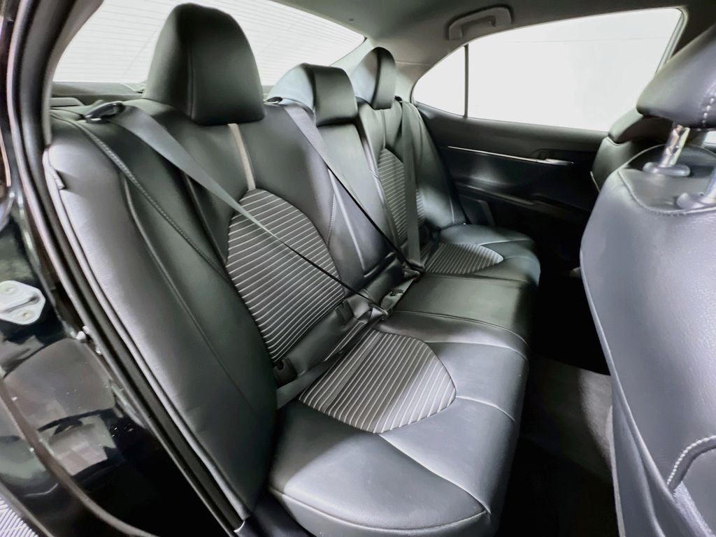2023 Toyota Camry Hybrid SE NIGHTSHADE