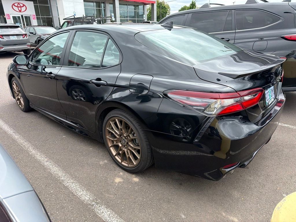 2023 Toyota Camry Hybrid SE NIGHTSHADE