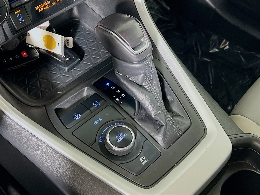 2021 Toyota RAV4 Hybrid XLE Premium