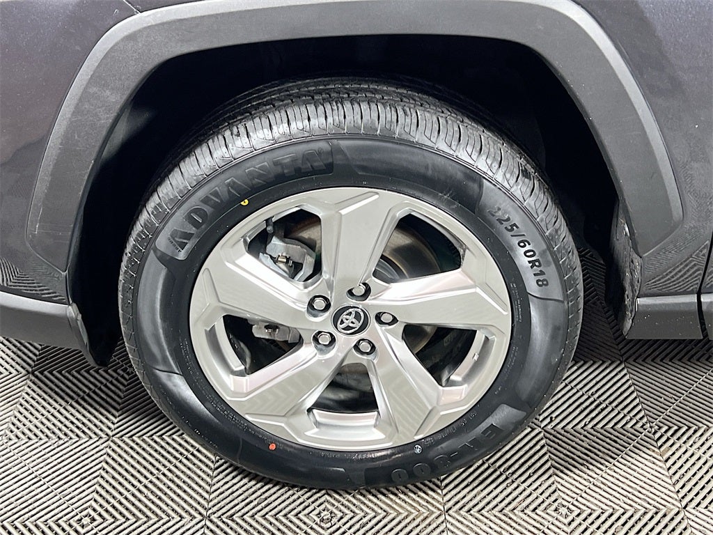 2021 Toyota RAV4 Hybrid XLE Premium