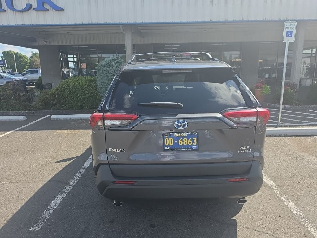 2021 Toyota RAV4 Hybrid XLE Premium