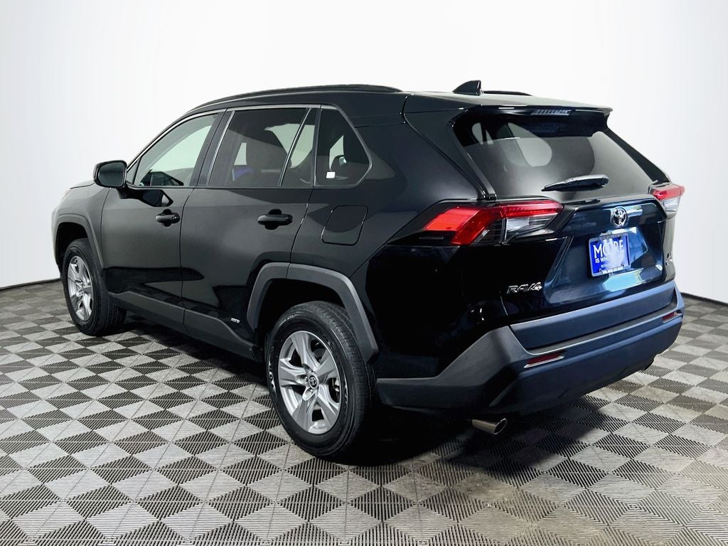 2025 Toyota RAV4 Hybrid LE