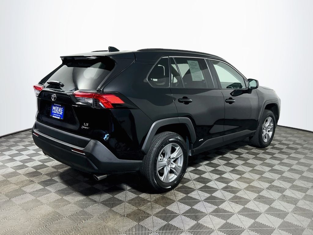 2025 Toyota RAV4 Hybrid LE