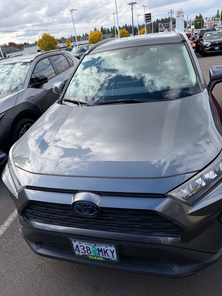 2020 Toyota RAV4 Hybrid LE