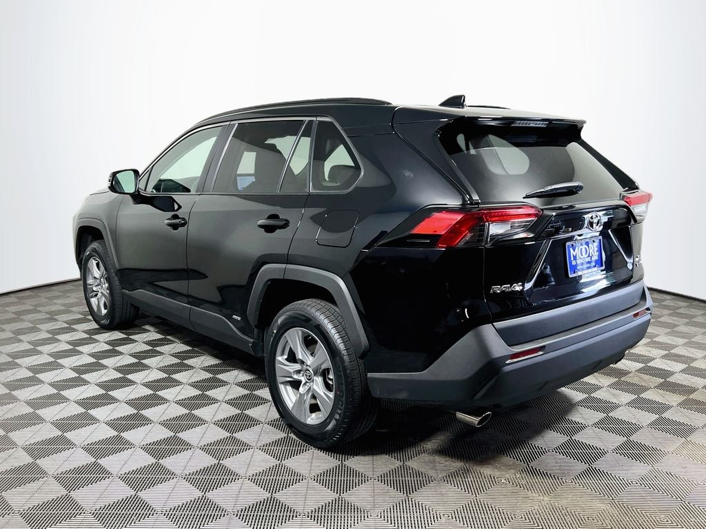 2025 Toyota RAV4 Hybrid XLE