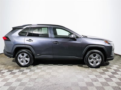 2025 Toyota RAV4 Hybrid XLE