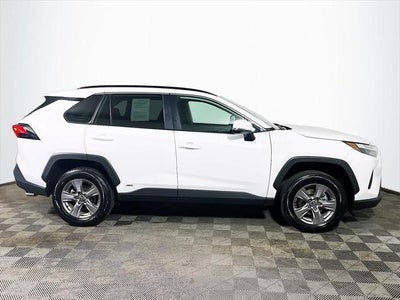 2025 Toyota RAV4 Hybrid XLE