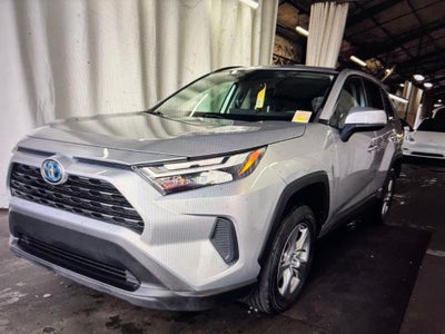 2022 Toyota RAV4 Hybrid XLE