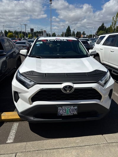 2025 Toyota RAV4 Hybrid XLE