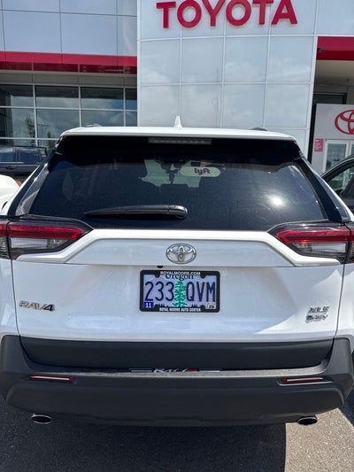 2025 Toyota RAV4 Hybrid XLE
