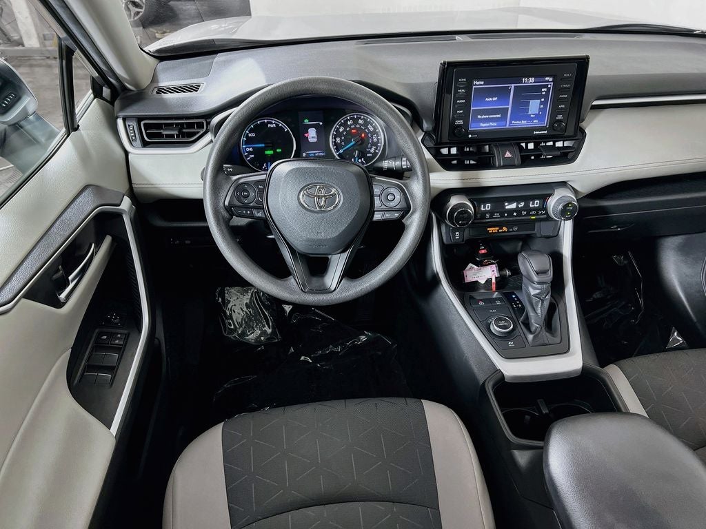 2022 Toyota RAV4 Hybrid XLE