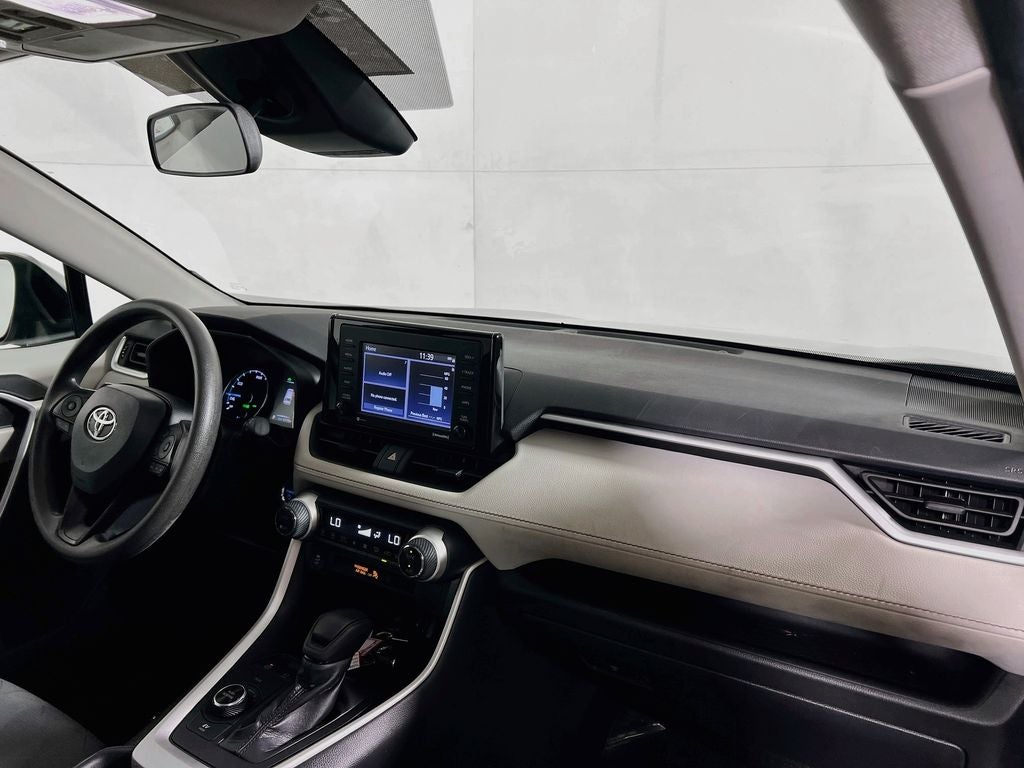 2022 Toyota RAV4 Hybrid XLE