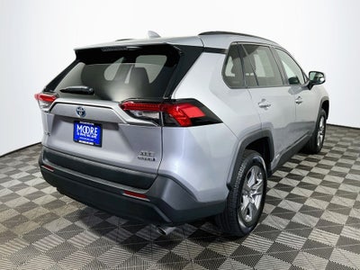 2022 Toyota RAV4 Hybrid XLE