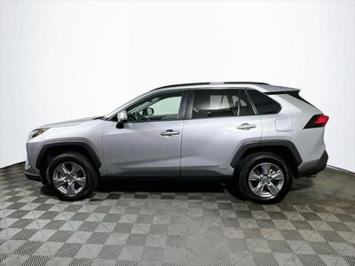 2022 Toyota RAV4 Hybrid XLE