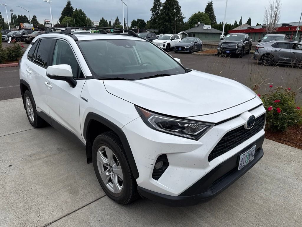 2021 Toyota RAV4 Hybrid XLE