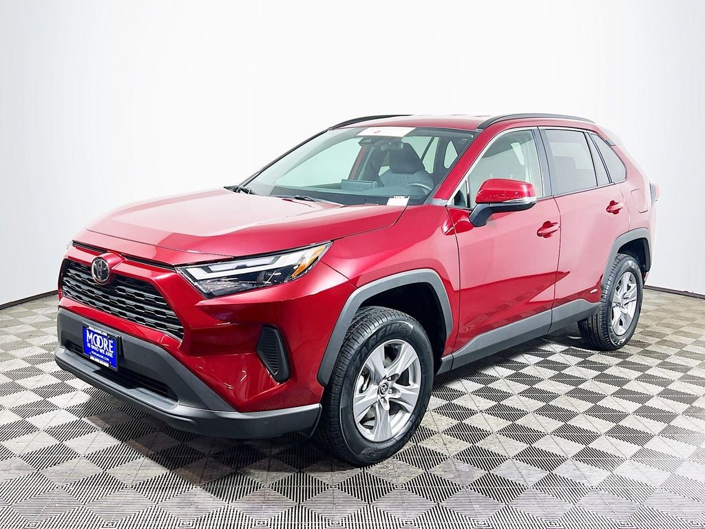 2025 Toyota RAV4 Hybrid XLE