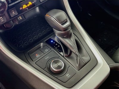 2024 Toyota RAV4 Hybrid SE