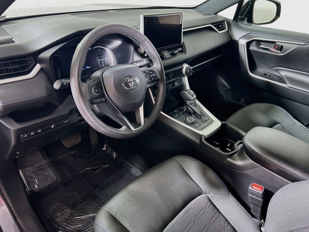 2024 Toyota RAV4 Hybrid SE
