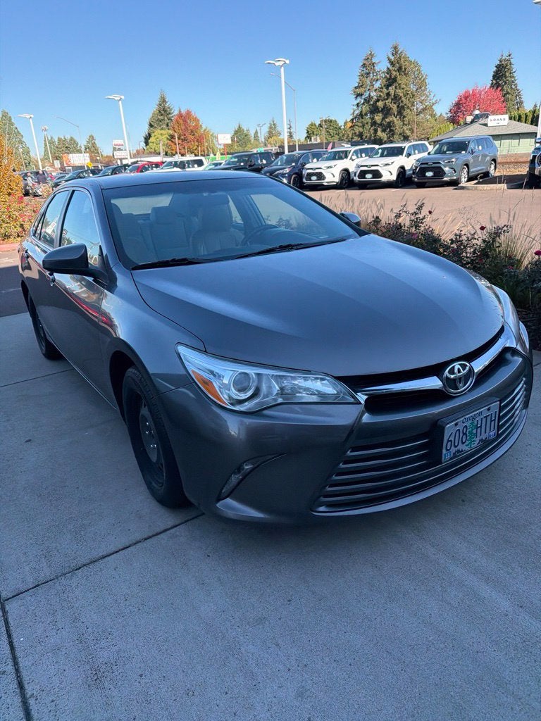 2016 Toyota Camry LE