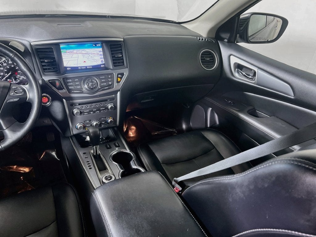 2019 Nissan Pathfinder SL