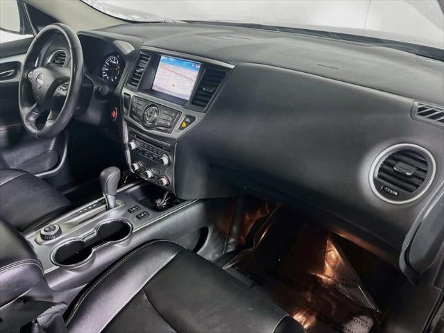 2019 Nissan Pathfinder SL