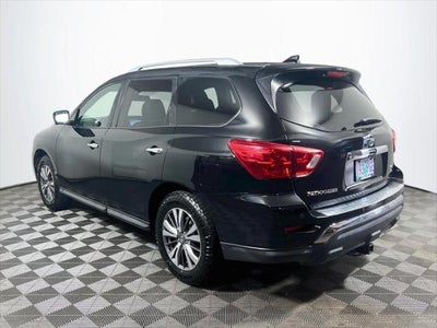2019 Nissan Pathfinder SL