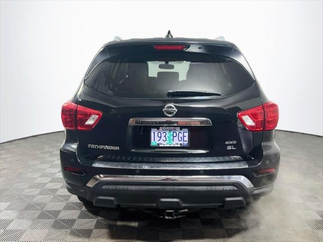 2019 Nissan Pathfinder SL