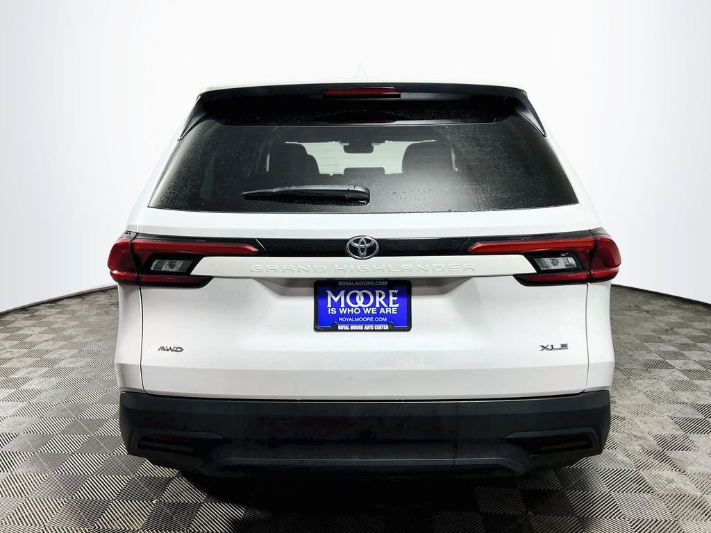 2024 Toyota Grand Highlander XLE