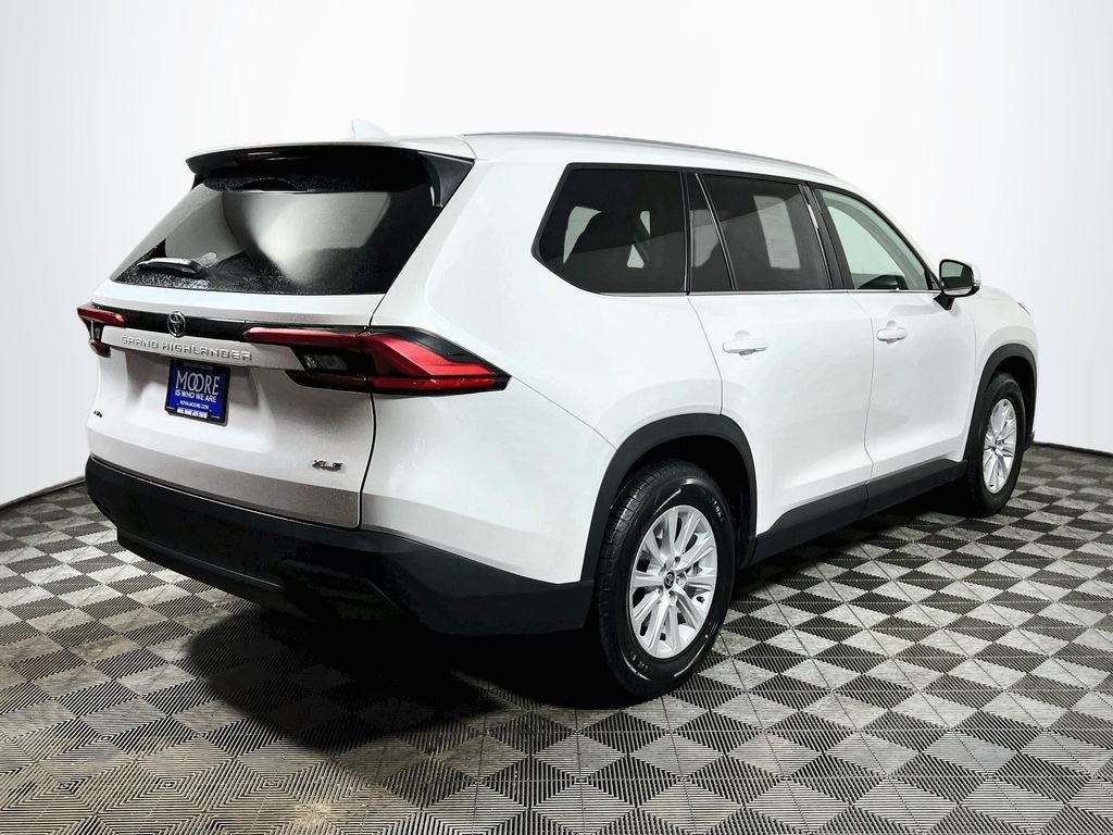 2024 Toyota Grand Highlander XLE