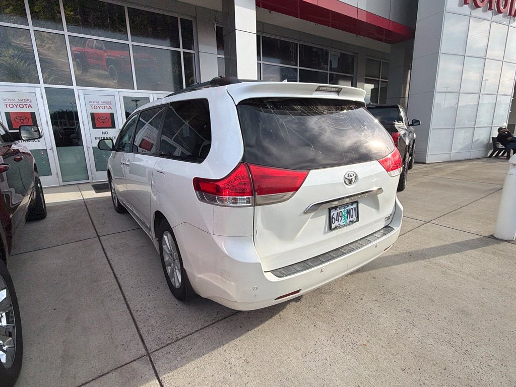 2014 Toyota Sienna Limited 7 Passenger