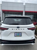 2022 Toyota Sienna XSE 7 Passenger