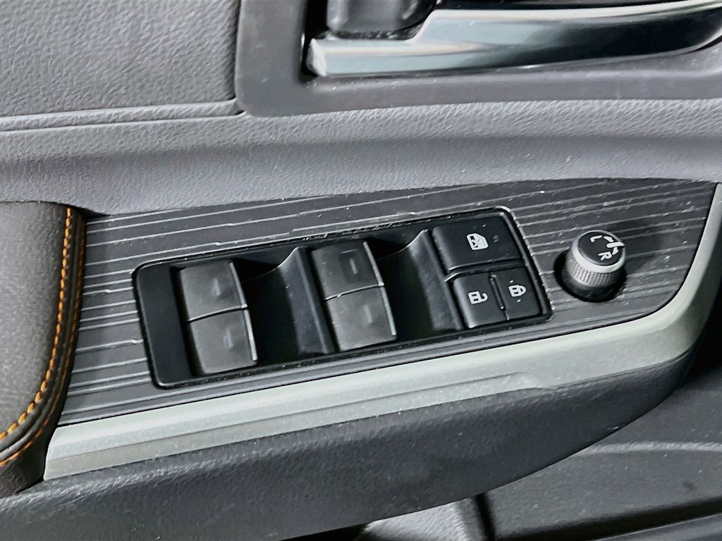 2021 Toyota Sienna XSE 7 Passenger