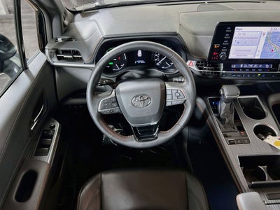2021 Toyota Sienna XSE 7 Passenger