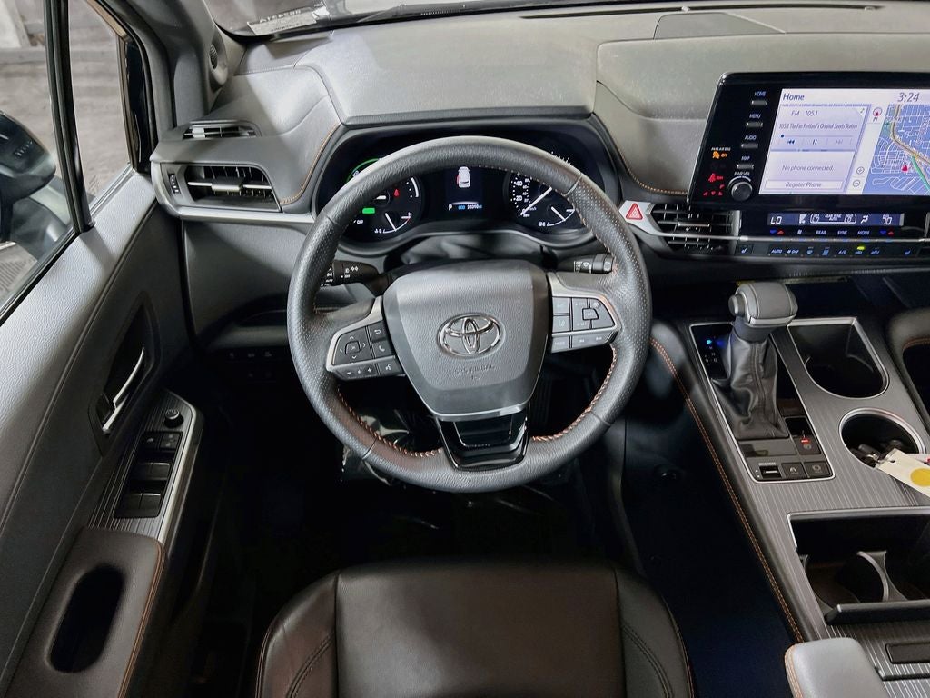 2021 Toyota Sienna XSE 7 Passenger