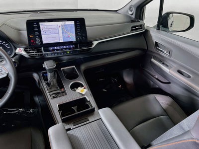2021 Toyota Sienna XSE 7 Passenger