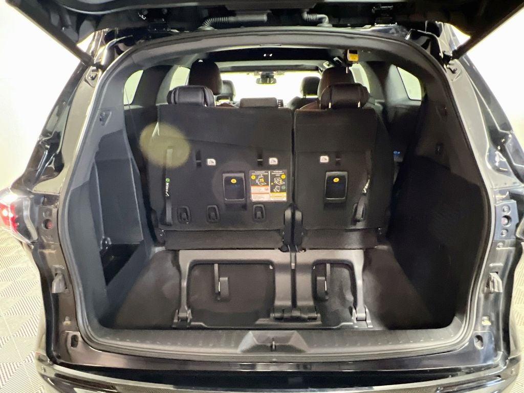 2021 Toyota Sienna XSE 7 Passenger