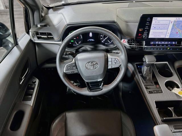 2021 Toyota Sienna XSE 7 Passenger