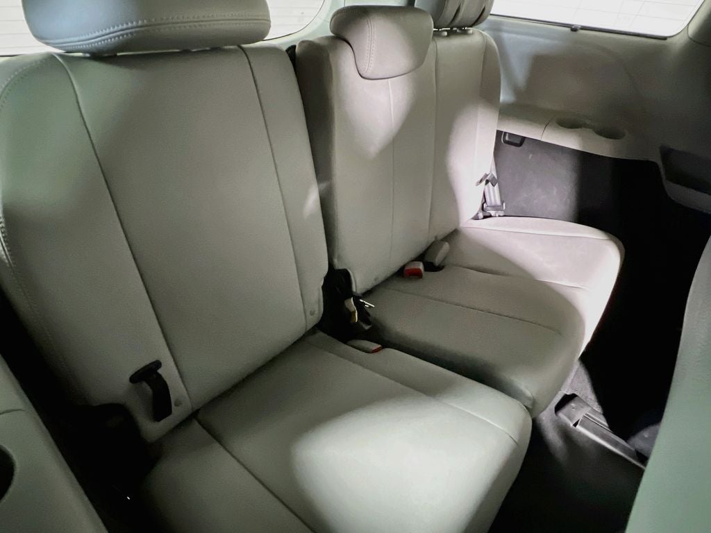 2017 Toyota Sienna Limited 7 Passenger