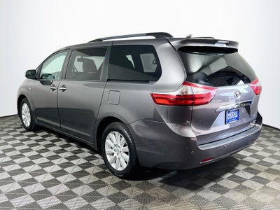 2017 Toyota Sienna Limited 7 Passenger