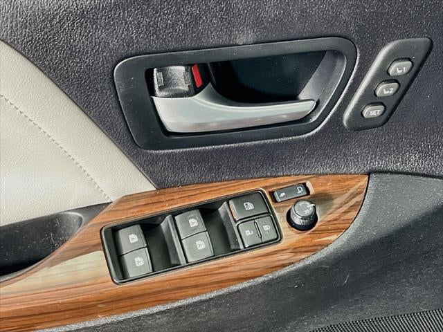 2017 Toyota Sienna Limited 7 Passenger