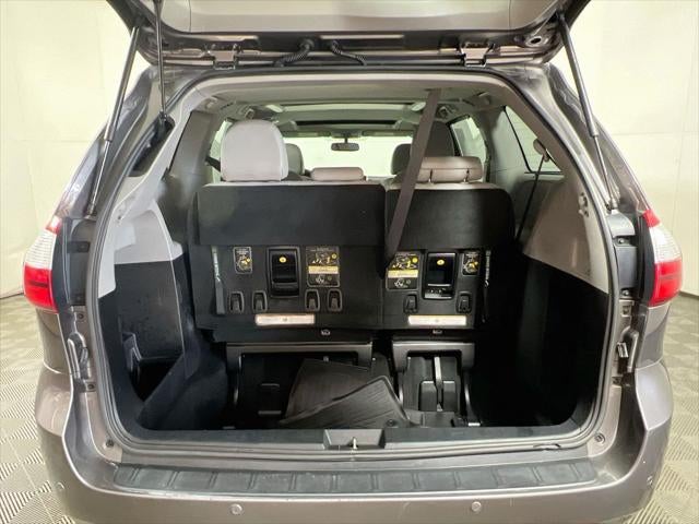 2017 Toyota Sienna Limited 7 Passenger