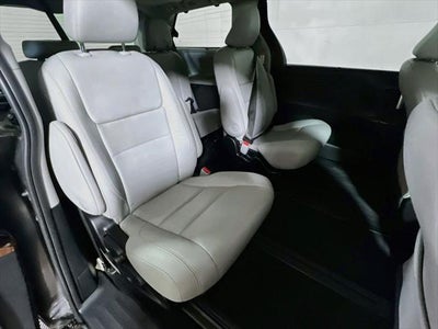 2017 Toyota Sienna Limited 7 Passenger