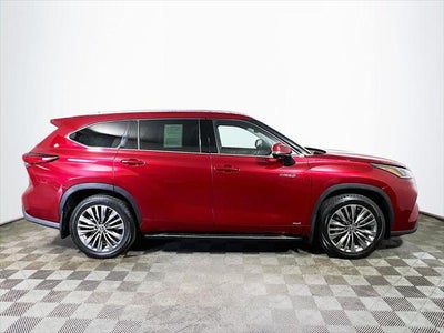 2021 Toyota Highlander Hybrid Platinum